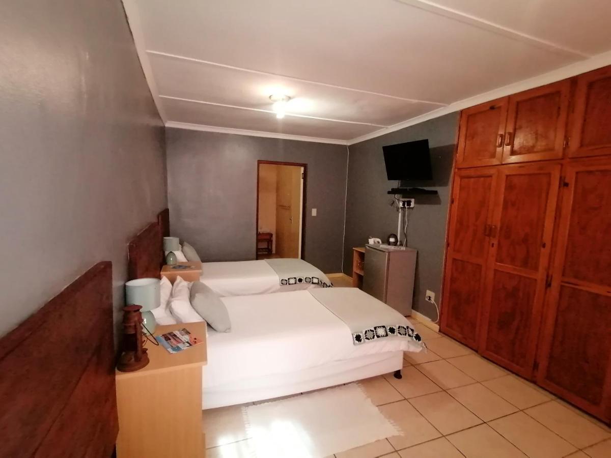 Obelix Guesthouse Lüderitz Kültér fotó